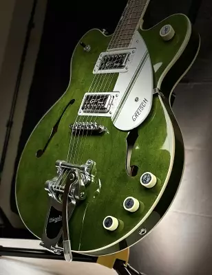 Store Special Product - Gretsch Guitars - G2604T Limited Edition Streamliner Rally II Center Block with Bigsby, Laurel Fingerboard - Rally Green Stain