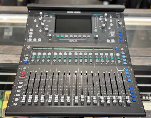 Allen & Heath - SQ-5 48 Channel 36 Bus Digital Mixer