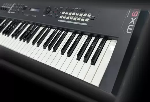 Yamaha - MX BK/BU Series 61-Key Synthesizer (128 Polyphony) - Black 2