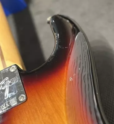 Fender - Player Stratocaster Maple - 3 Tone Sunburst 5