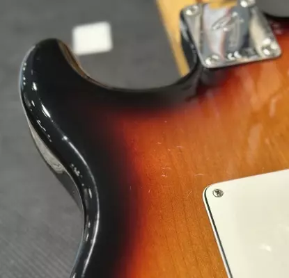 Fender - Player Stratocaster Maple - 3 Tone Sunburst 7