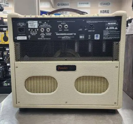 Fender - Limited Edition Bassbreaker 15 15 W Tube Combo Amplifier - Blonde 2