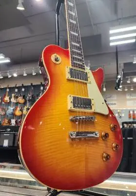 Vantage - DL-305 1990's Electric - Cherry Sunburst 2