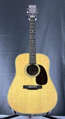 Martin Guitars - D-28 Dreadnought Acoustic Guitar 2
