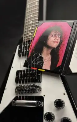 Kirk Hammett 1979 Flying V - Ebony 2