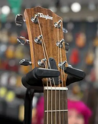 Taylor Guitars - Academy 12e Grand Concert Walnut/Spruce Acoustic/Electric Guitar with Gigbag 2