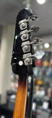 Epiphone - Thunderbird Vintage Pro - Tobacco Sunburst 2