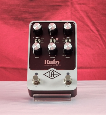 Universal Audio - UAFX Ruby '63 Top Boost Amplifier Pedal 2
