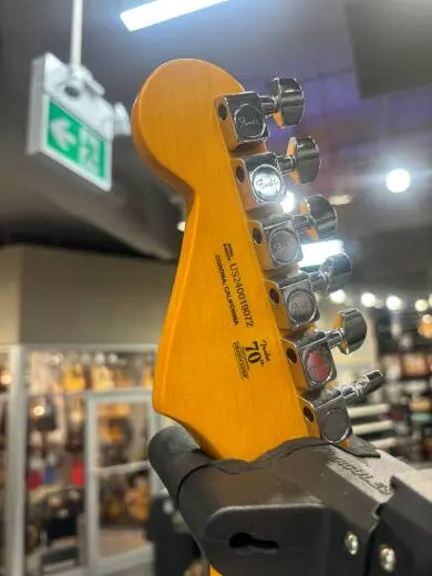 Fender - 017-3900-753 2