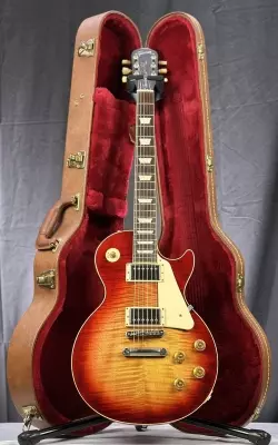 Gibson - Les Paul Standard 50s Electric Guitar with Hardshell Case - Heritage Cherry Sunburst