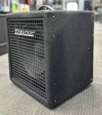 Traynor - Small Block SB112 - 200 Watt 1x12 inch Bass Combo Amp 2