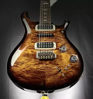 PRS Guitars - Modern Eagle V Electric Guitar with Hardshell Case - Black Gold Wraparound Burst