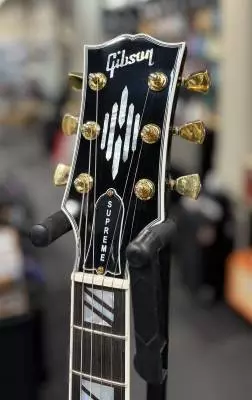 Gibson - SG Supreme Electric Guitar with Hardshell Case - Fireburst 2