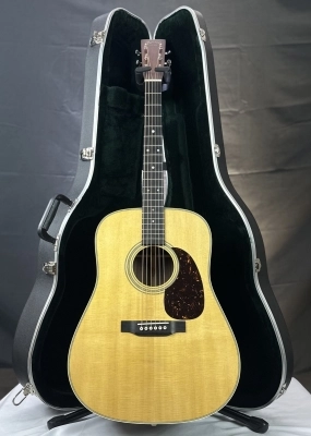 Martin Guitars - D-28 Dreadnought Acoustic Guitar