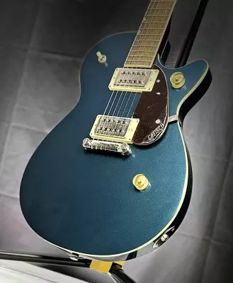 Gretsch Guitars - G2217 Streamliner Junior Jet Club Broad'Tron FSR, Laurel Fingerboard - Dark Denim 2