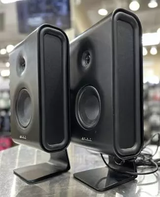 ART Pro Audio - RM5 Active 300w Reference Monitors (Pair) 2