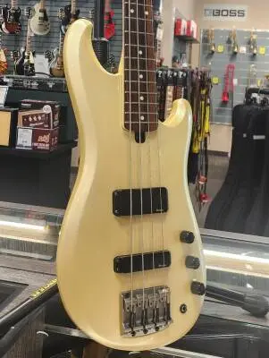 Ibanez 1986 Roadstar II Series Bass 2