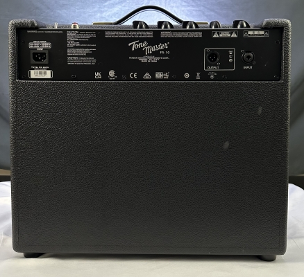 Fender - Tone Master FR-10 Powered Speaker 2