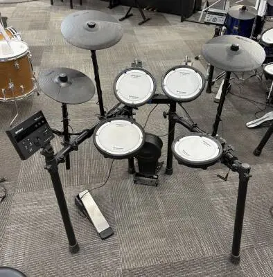 Roland - TD-07KV V-Drums with Rack