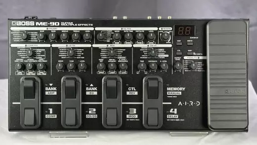 BOSS - ME-90 Guitar Multi-Effects Processor