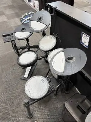 Roland - VQD106 V-Drums Quiet Design 5-Piece Electronic Drumkit 2