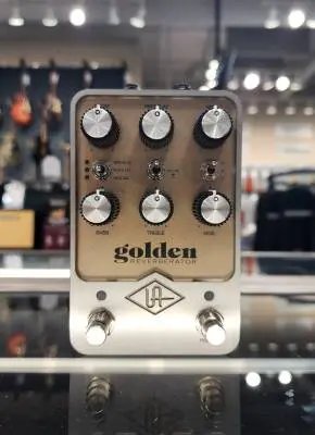 Universal Audio - Golden Reverberator Stereo Effects Pedal