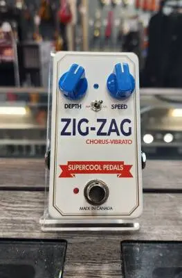 Supercool Pedals - ZIG-ZAG Analog Chorus-Vibrato