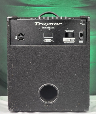 Store Special Product - Traynor - Small Block SB115 - 200 Watt 1x15 inch Bass Combo Amp