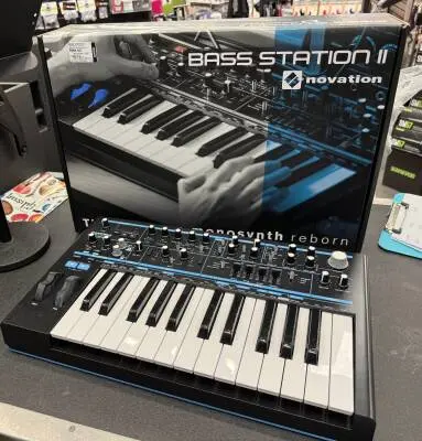 Novation - BASS STATION II