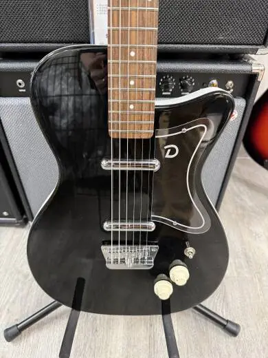 Danelectro - D57-BLACK 2