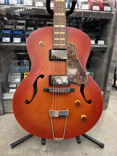 Godin Guitars - G51496 2