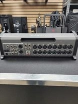 Zoom - LIVETRAK L20R 2