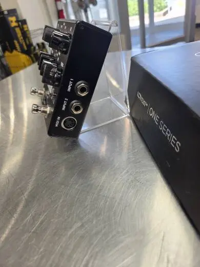 Source Audio - SA260 2