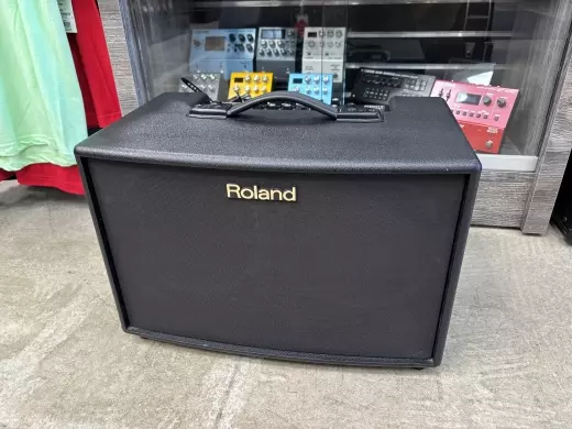 Roland - AC-90