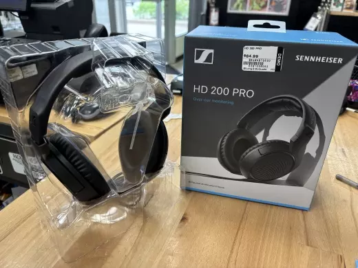 Sennheiser - HD 200 PRO