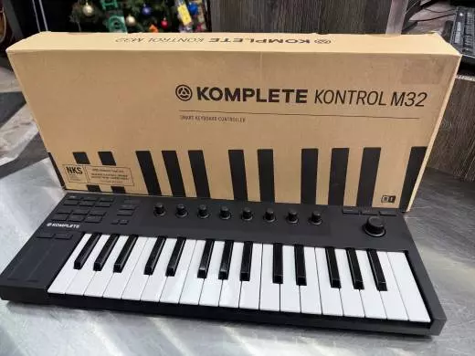 Native Instruments - M-32