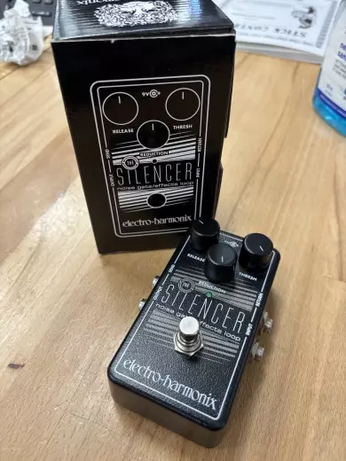 Electro-Harmonix - SILENCER