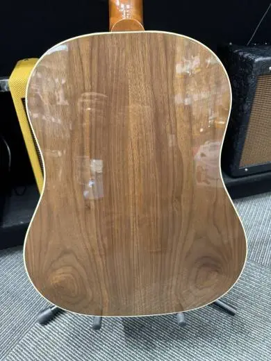 Gibson - J-45 Studio Walnut 2