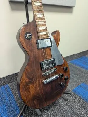 Gibson Les Paul Studio Faded 2