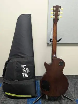 Gibson Les Paul Studio Faded 2