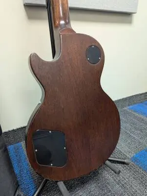 Gibson Les Paul Studio Faded 2