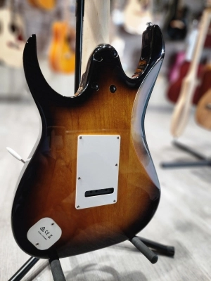 Ibanez - AT10PSB 3