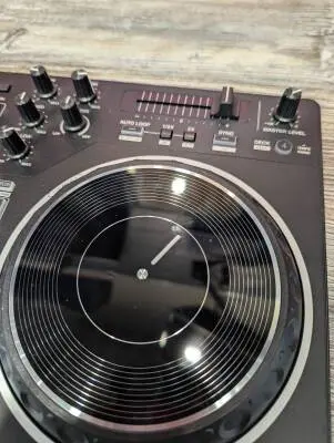 Pioneer DJ - DDJ-REV1 2