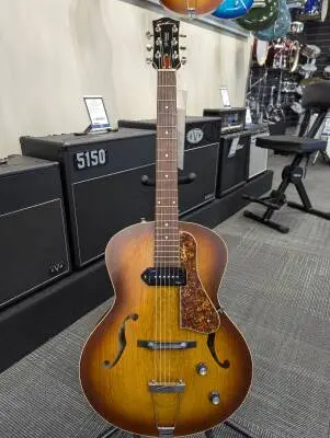 Godin Guitars - G31986