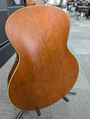 Godin Guitars - G31986 2