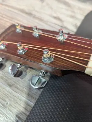 Martin Guitars - M-36 V18 2