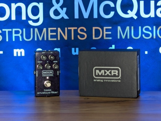 Store Special Product - MXR - M82