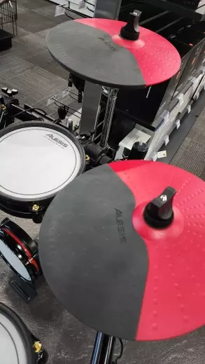 Alesis - COMMANDXSEKITX 2