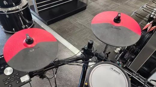 Alesis - COMMANDXSEKITX 2