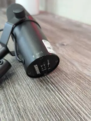 Shure - SM7B 2